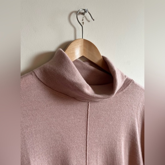 Eileen Fisher 100% Merino Wool Pink Turtleneck Sweater Top - Picture 11 of 11